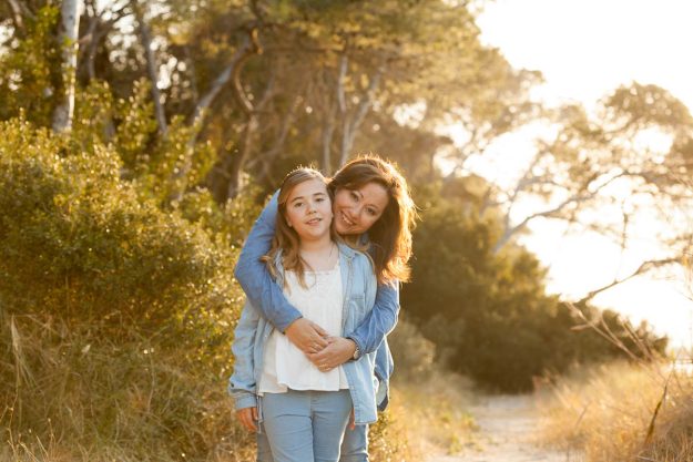 reportaje en exterior madre e hija