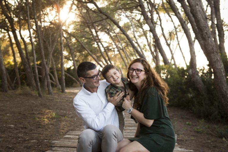 reportaje_familia_exterior_invierno_13 reportaje de familia en exterior en invierno risas