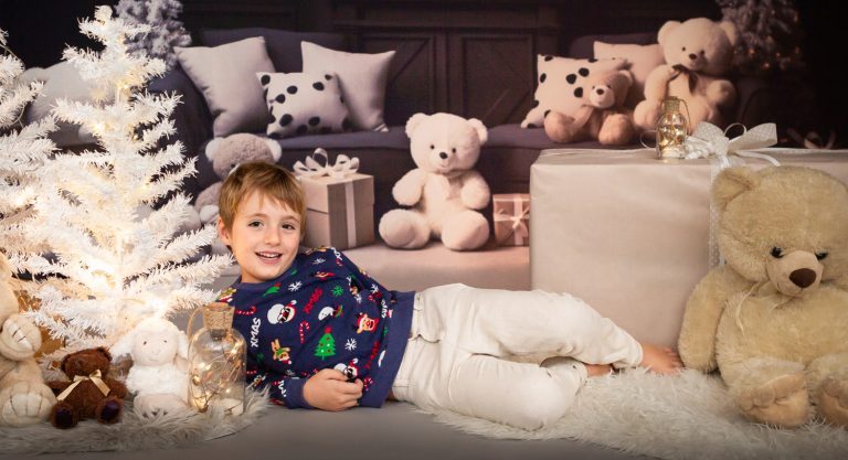 LibertadZanón_portada_ Navidad_HUGO-27 Sesiones de Navidad 2024